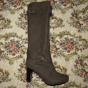Cri de Coeur Boots Felicity Knee High Sz 39 (8-8.5) Vegan Laced Taupe Block Heel